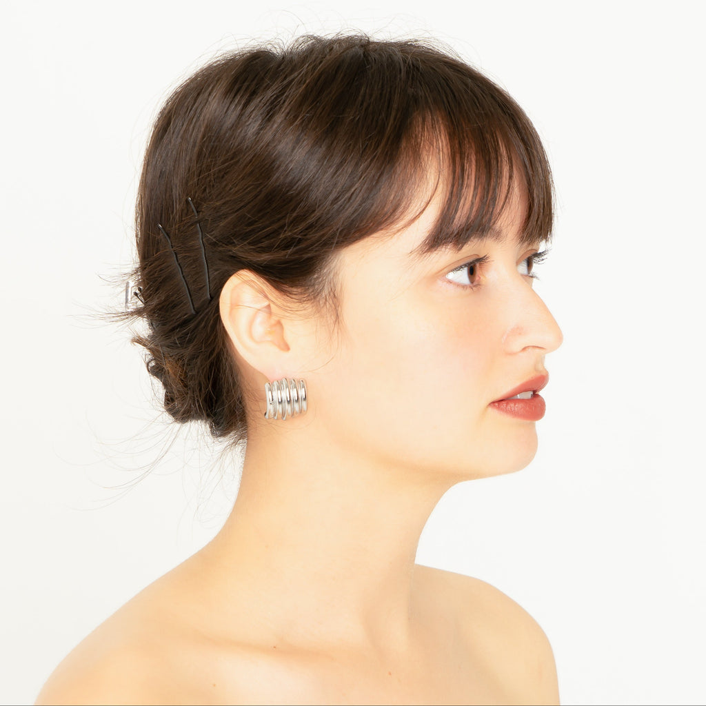 PERLÉVA Margoux – Klobige Creolen mit geriffelten Kanten – Silber