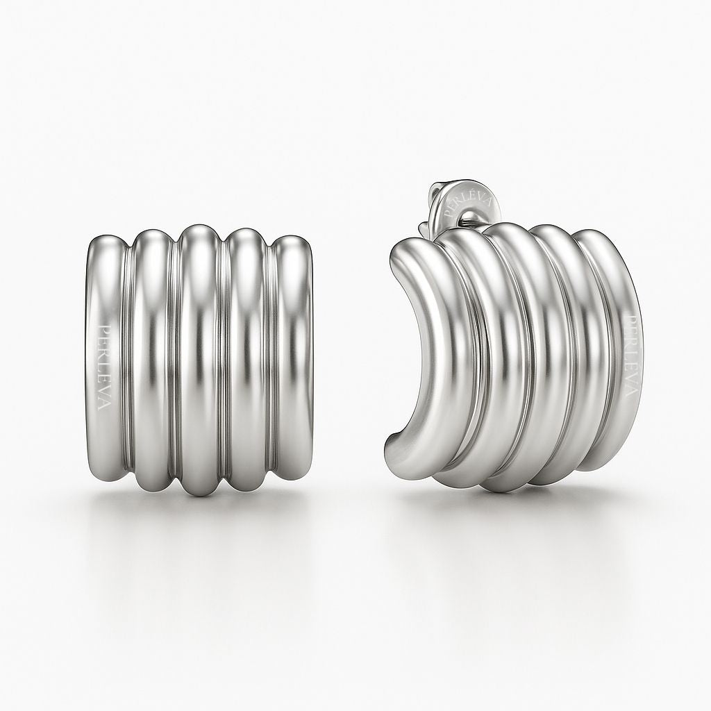 PERLÉVA Margoux – Klobige Creolen mit geriffelten Kanten – Silber